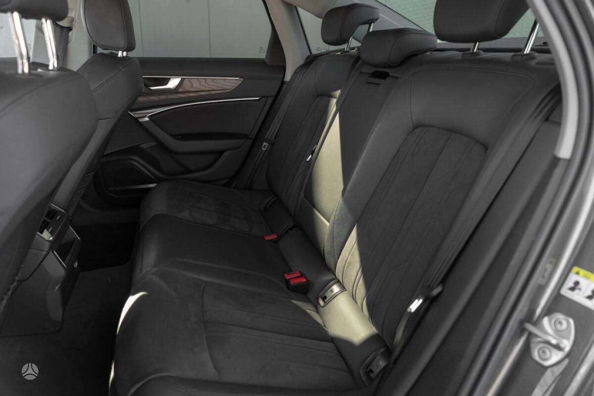 Audi A6, 2.0 l., Седан