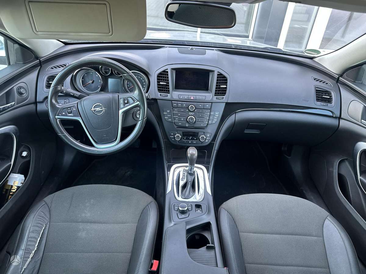 Opel Insignia, 2.0 l., Универсал