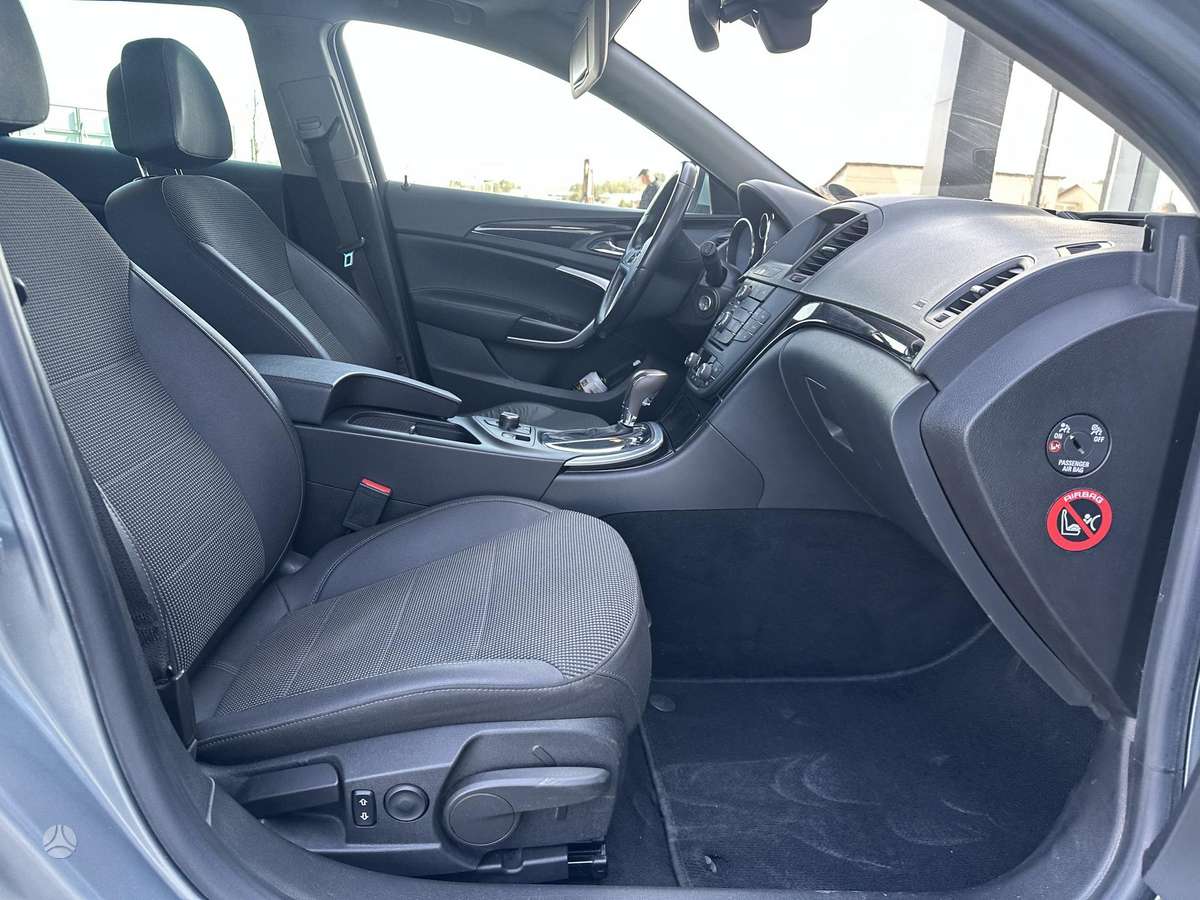 Opel Insignia, 2.0 l., Универсал