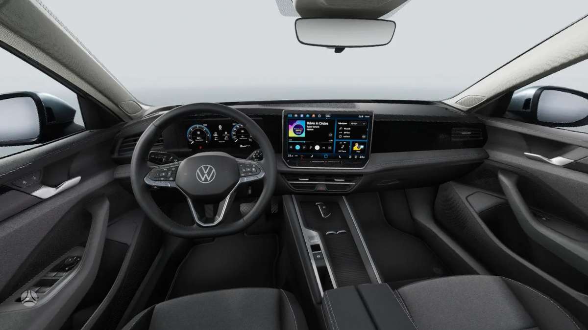 Volkswagen Passat - 2