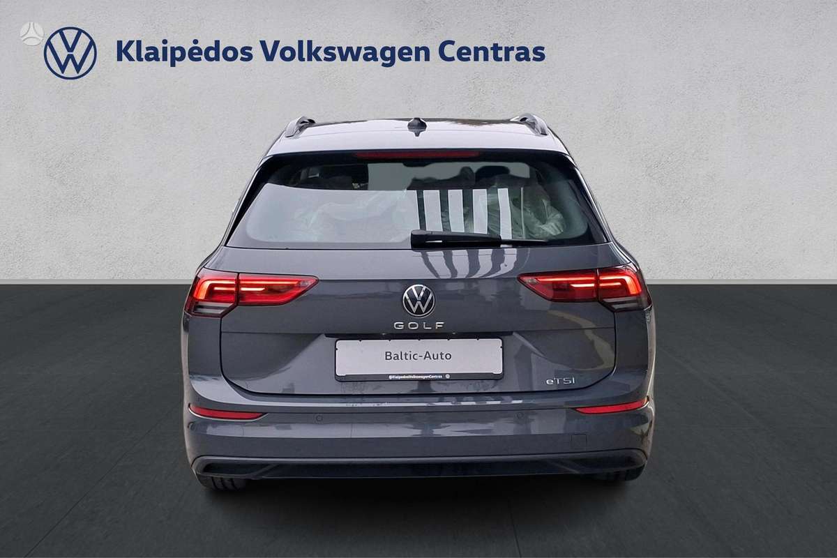 Volkswagen Golf - 4