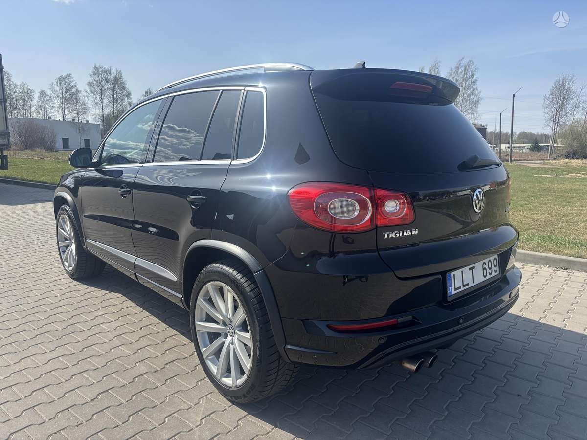Volkswagen Tiguan, 2010