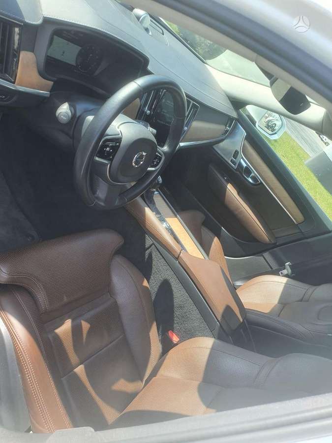 Volvo XC60, 2.0 l., Внедорожник / Кроссовер