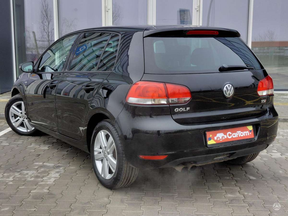 Volkswagen Golf - 4