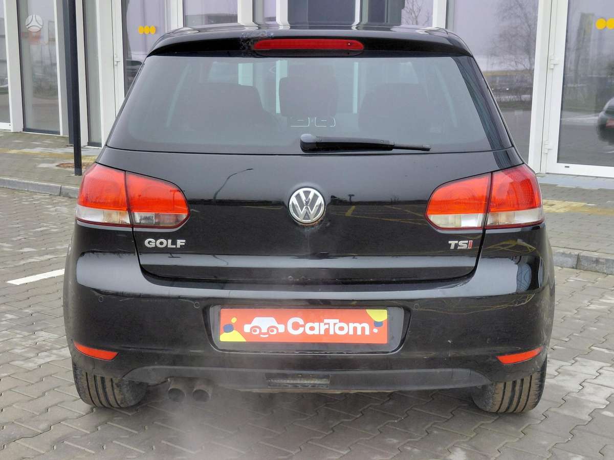 Volkswagen Golf - 5