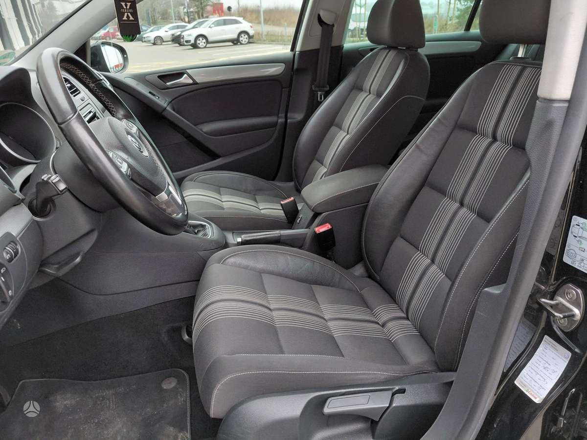 Volkswagen Golf - 7