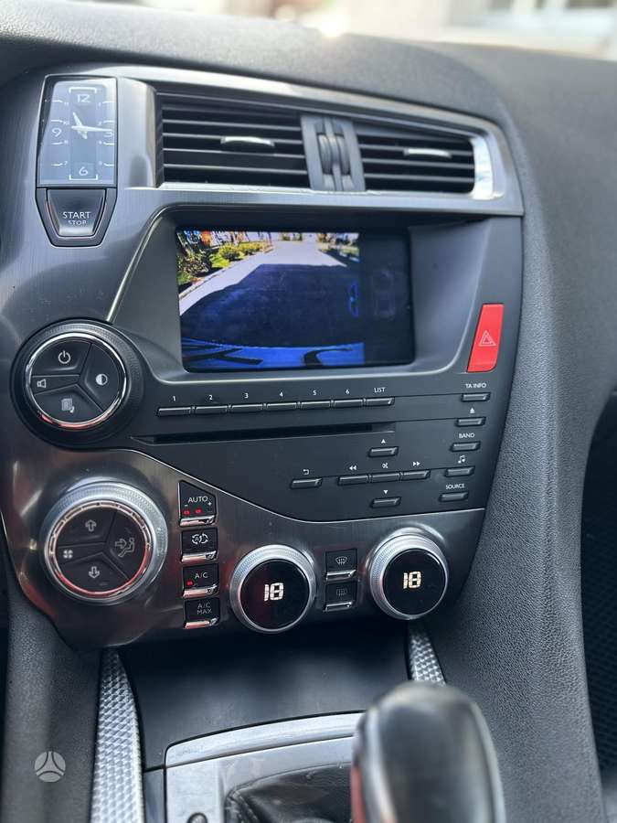 Citroen DS5, 2.0 l., hatchback