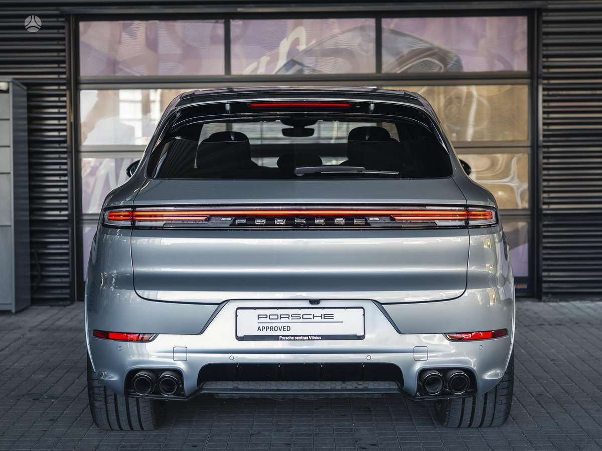 Porsche Cayenne - 4