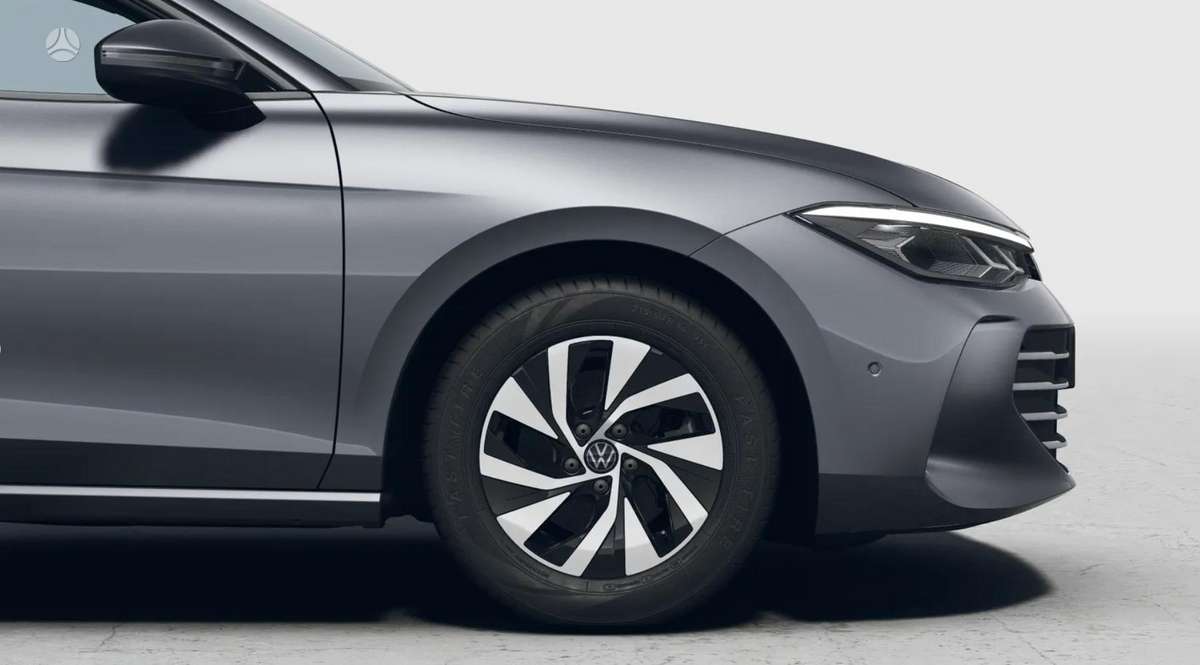 Volkswagen Passat - 2