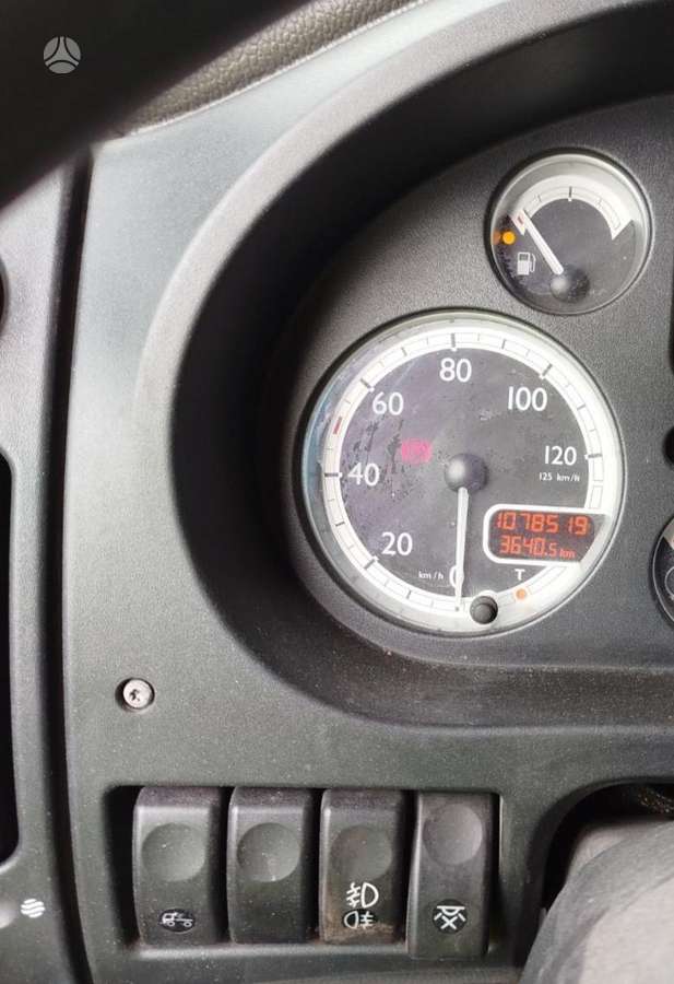 DAF 105,460, 2 спальных места