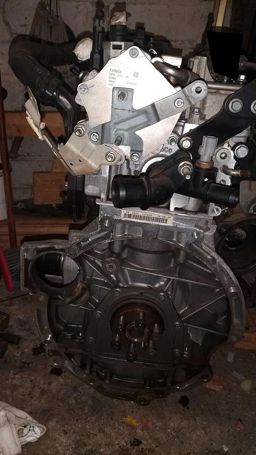 Ford Kuga variklio detalės