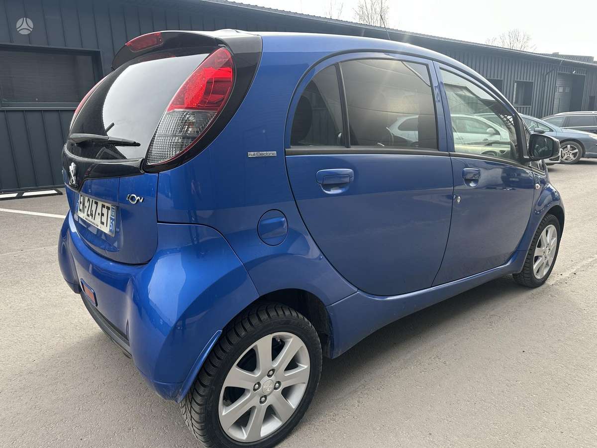 Peugeot iOn, 15 kWh, hatchback