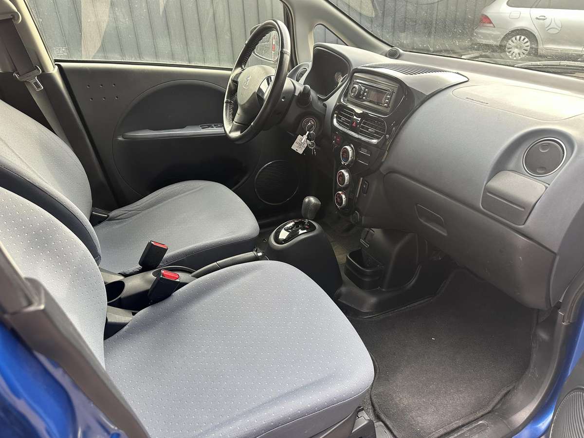 Peugeot iOn, 15 kWh, hatchback