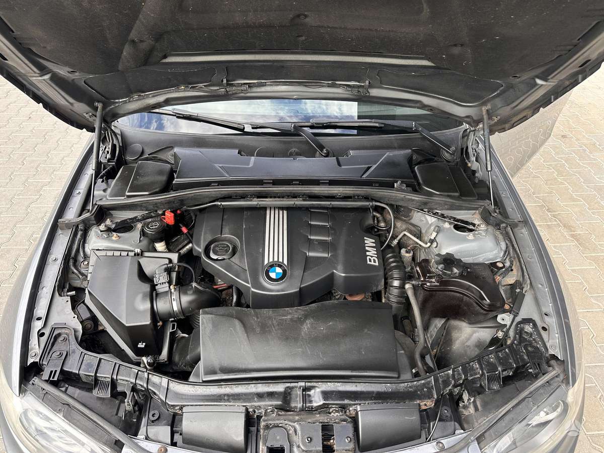BMW 120, 2.0 l., Кабриолет