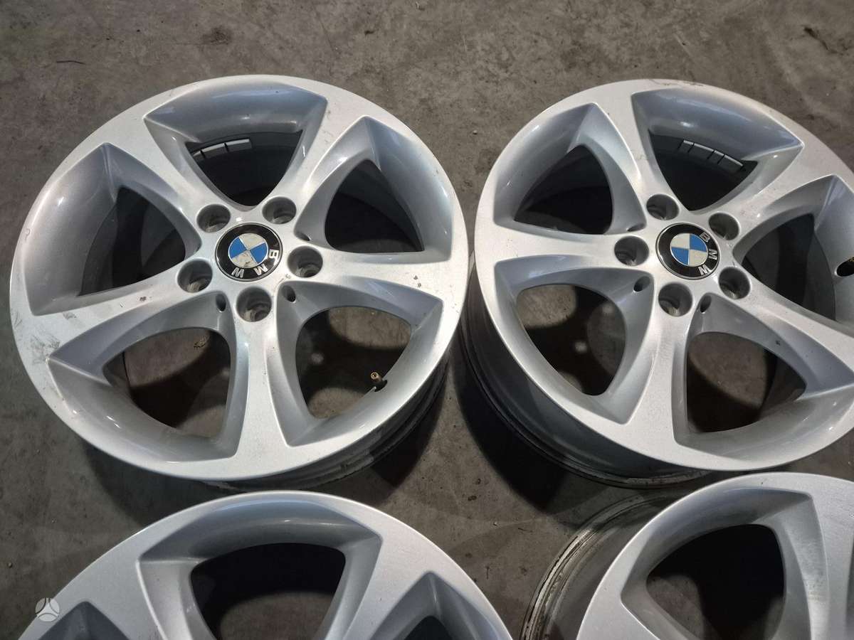 BMW, lengvojo lydinio, R17