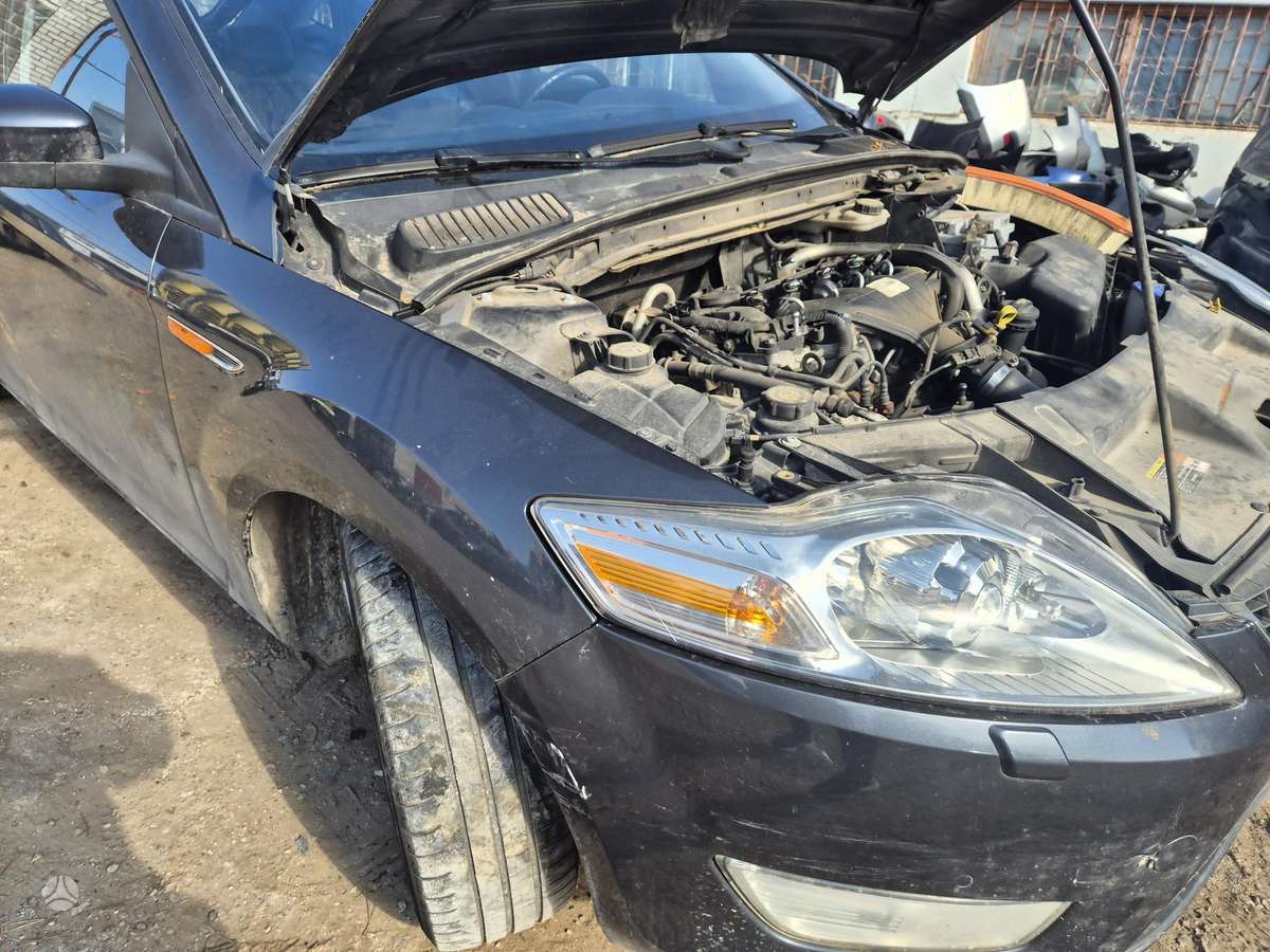 Ford Mondeo аксессуары и эксплоатационные материалы