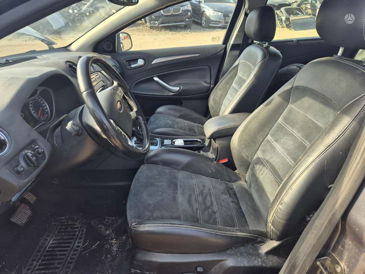 Ford Mondeo аксессуары и эксплоатационные материалы
