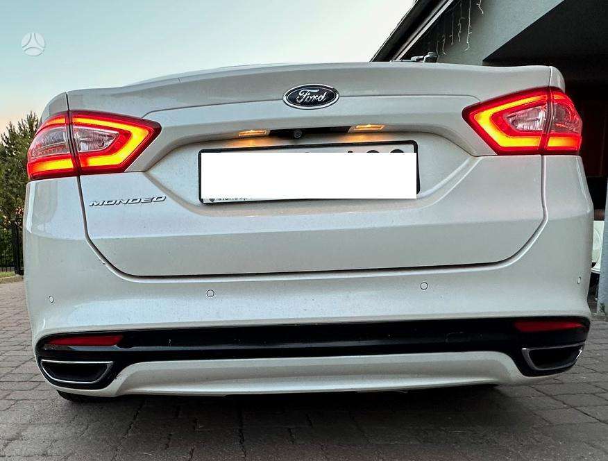 Ford Mondeo, 2.0 l., hatchback