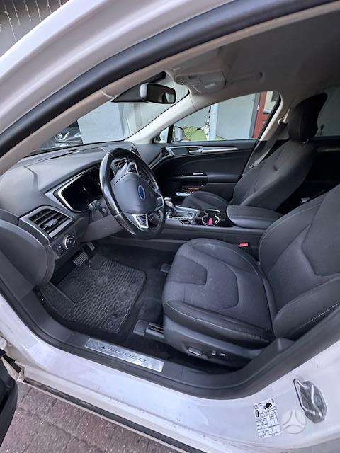 Ford Mondeo, 2.0 l., hatchback