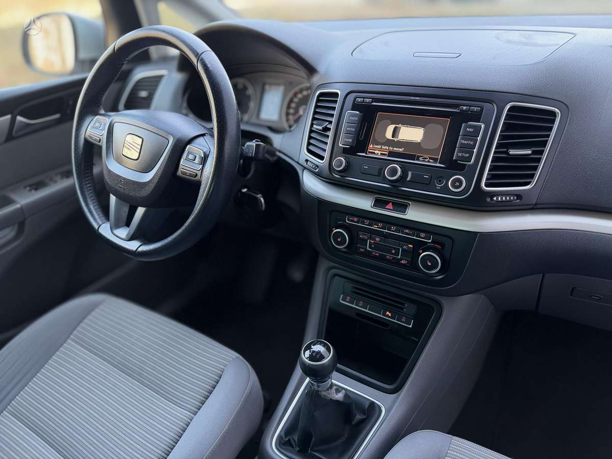 Seat Alhambra, 2.0 l., Минивэн