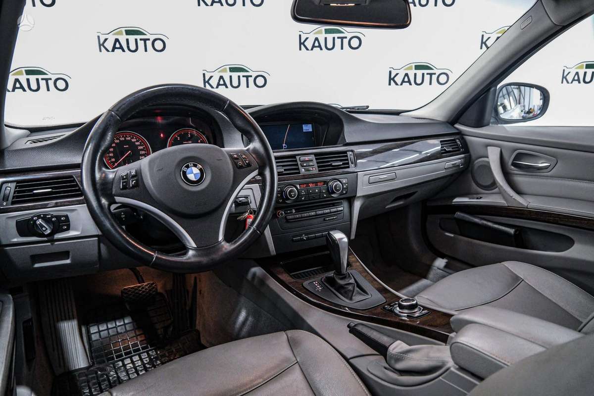 BMW 325, 3.0 l., wagon