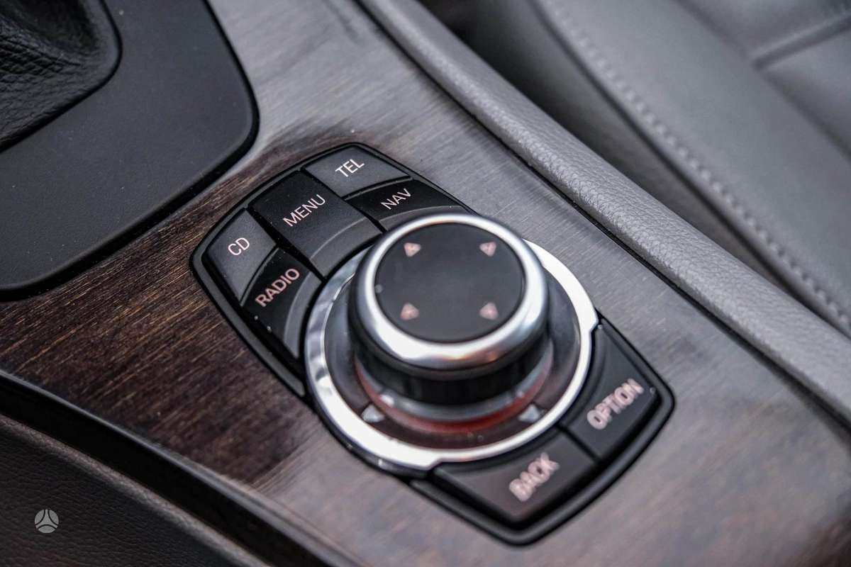 BMW 325, 3.0 l., wagon