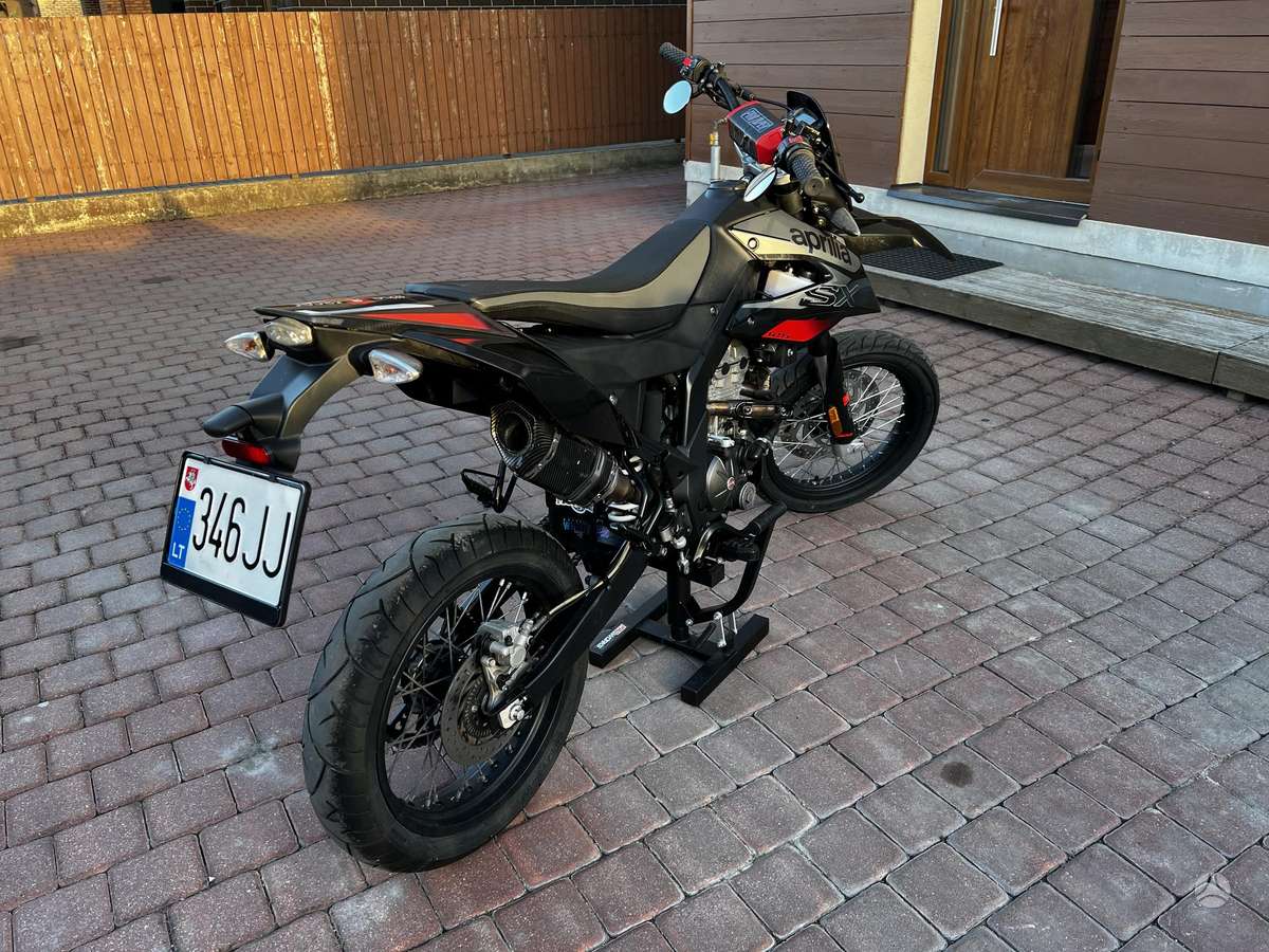 Aprilia SX 125cc, supermoto