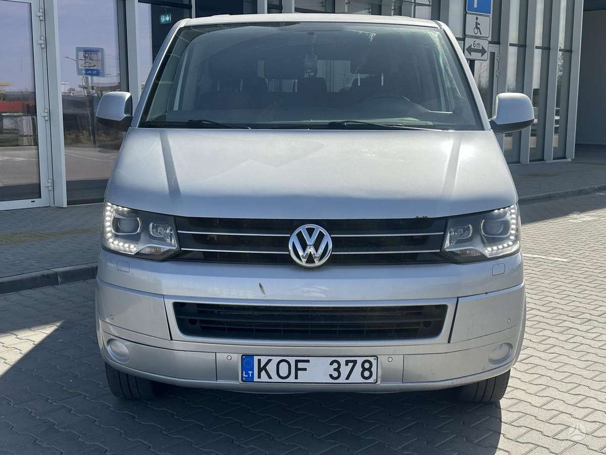 Volkswagen Caravelle - 2