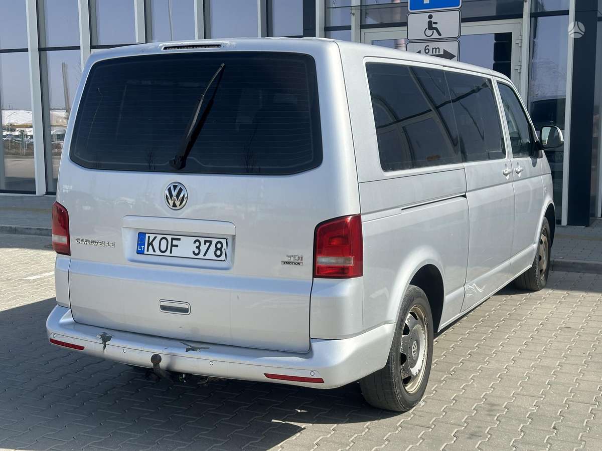 Volkswagen Caravelle - 4