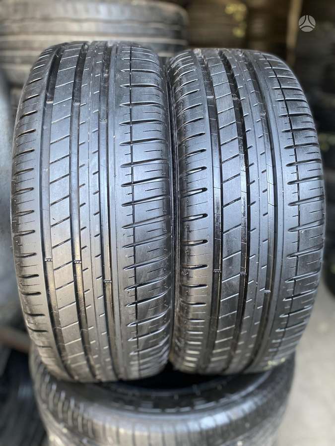 Michelin, летние 215/45 R18
