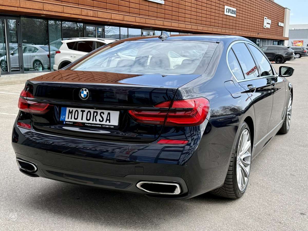 BMW 740, 3.0 l., Седан