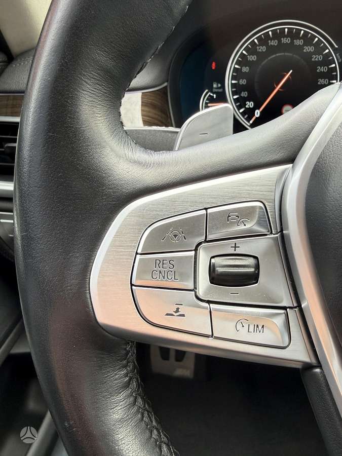 BMW 740, 3.0 l., Седан