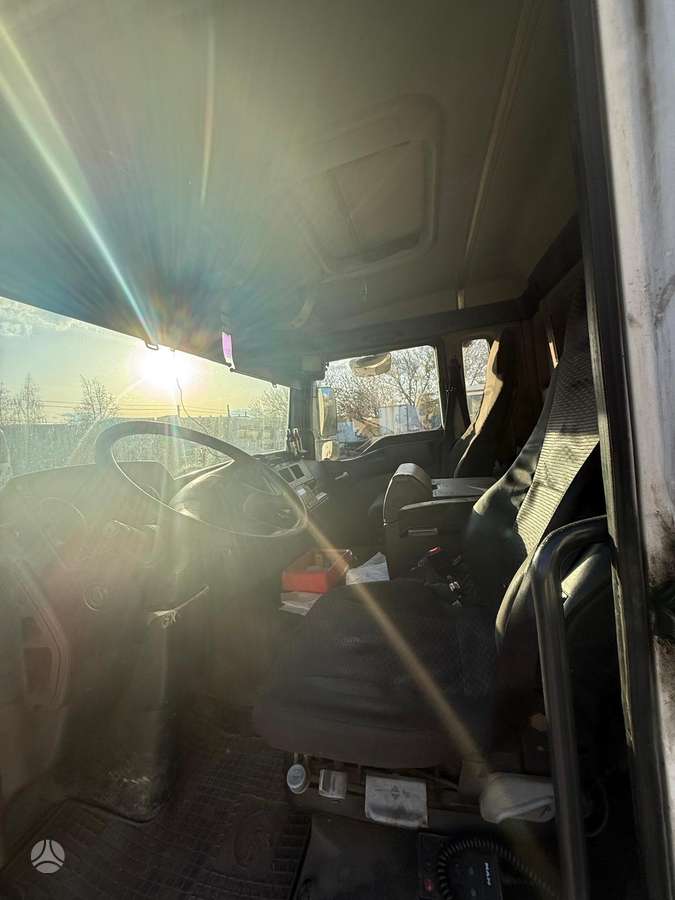 MAN TGA 18.310, refrigerated trucks