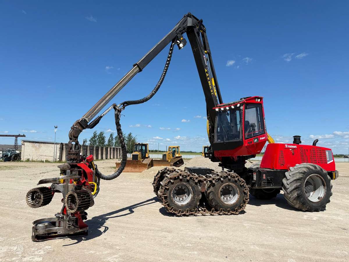 Valmet 901 TX , SP561LF, харвестеры