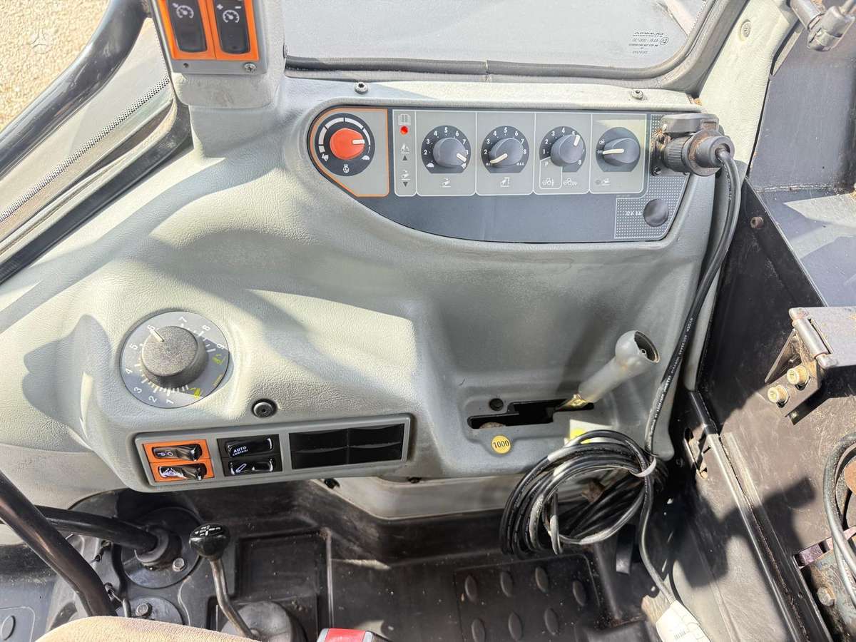 Valtra A93H + Palms 13, forwarders