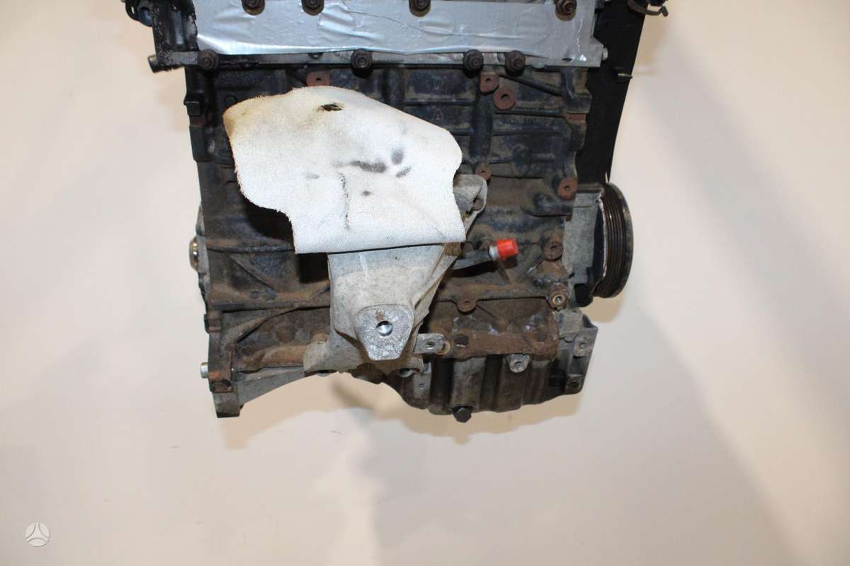 Audi A4, CAH, engine