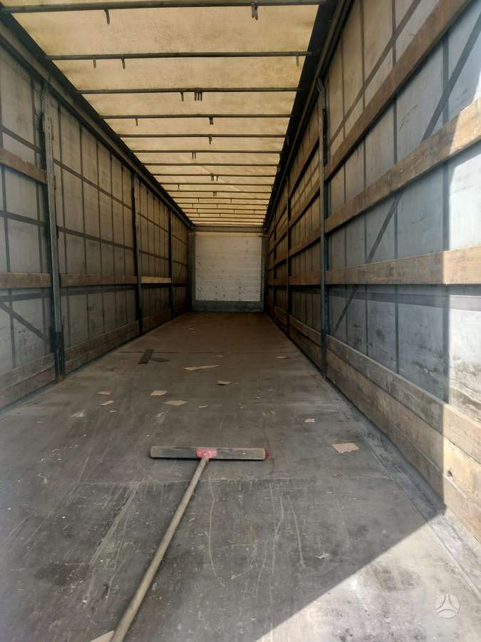 Schmitz SCB, užuolaidinės / tentinės