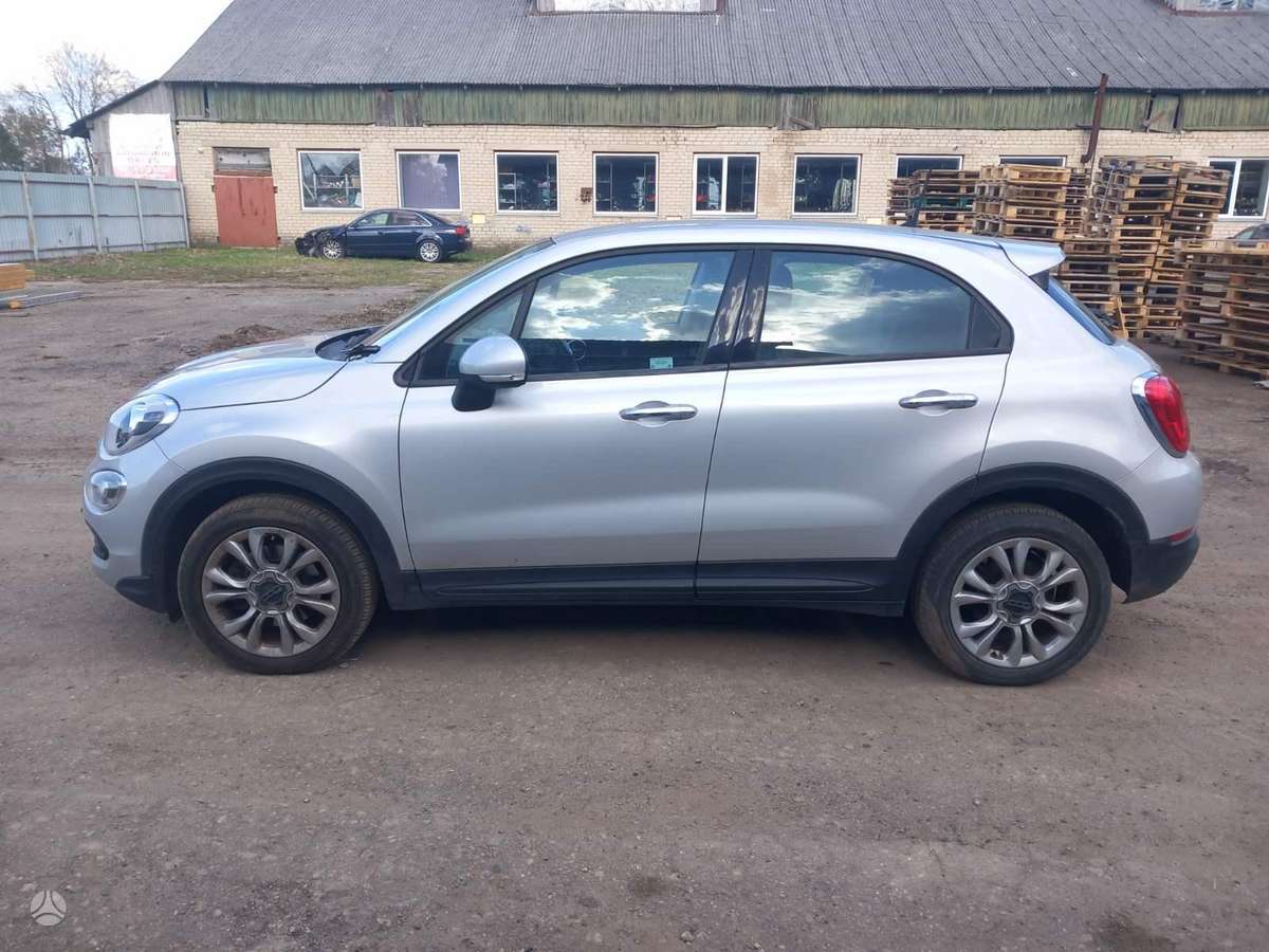 Fiat 500X dalimis