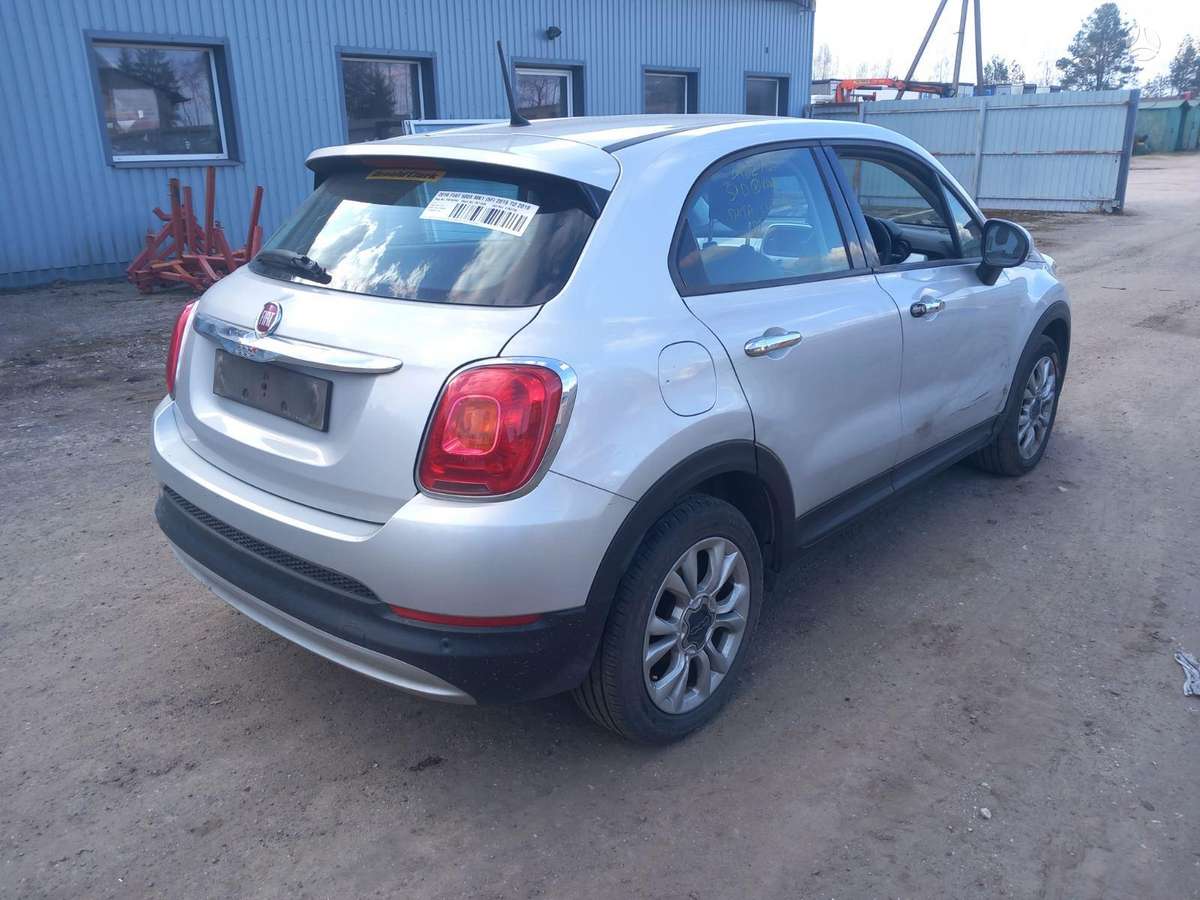 Fiat 500X dalimis