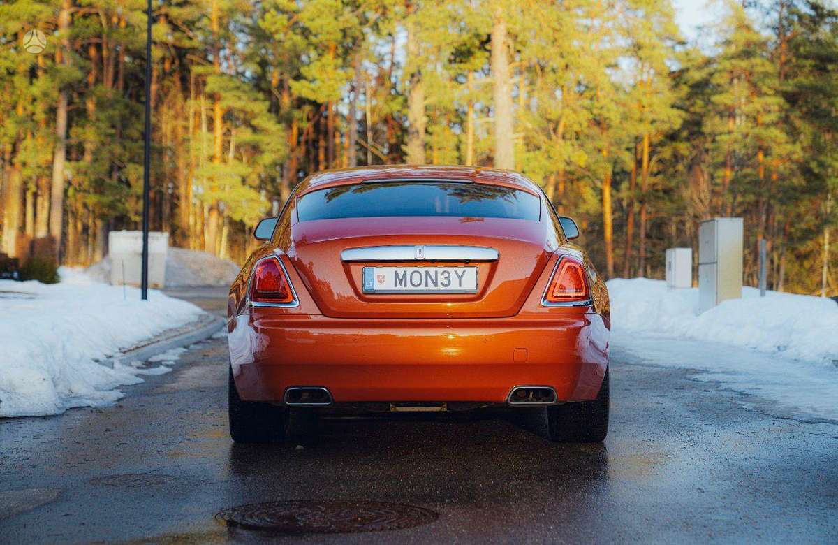 Rolls-Royce Wraith - 3