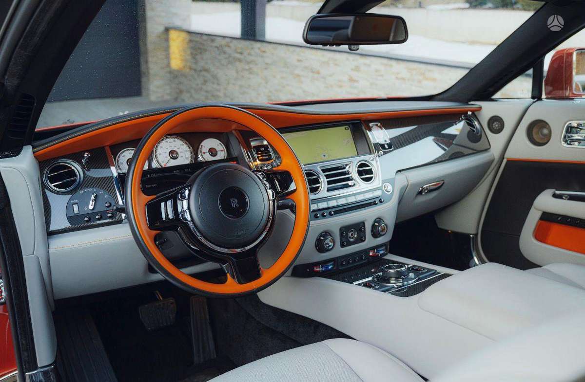 Rolls-Royce Wraith - 9