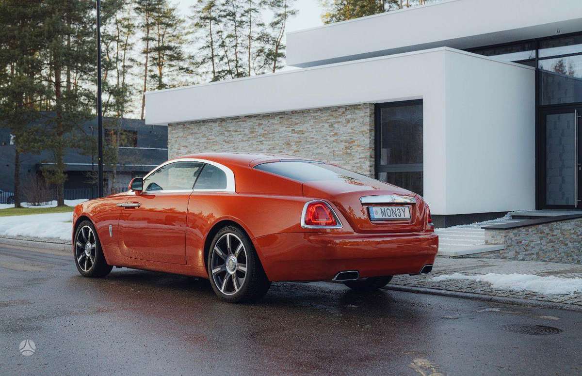 Rolls-Royce Wraith - 4