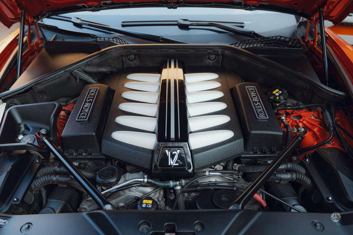 Rolls-Royce Wraith - 11