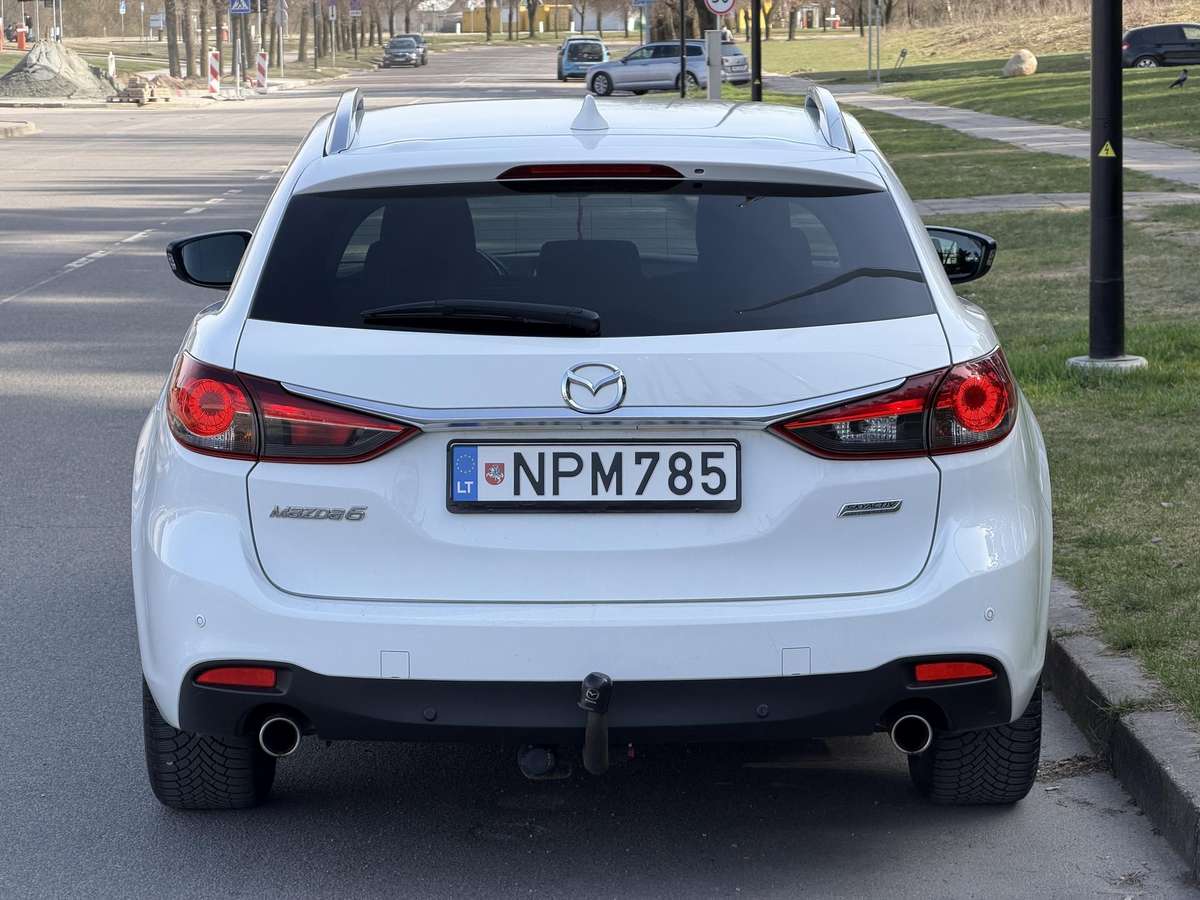 Mazda 6, 2.2 l., wagon