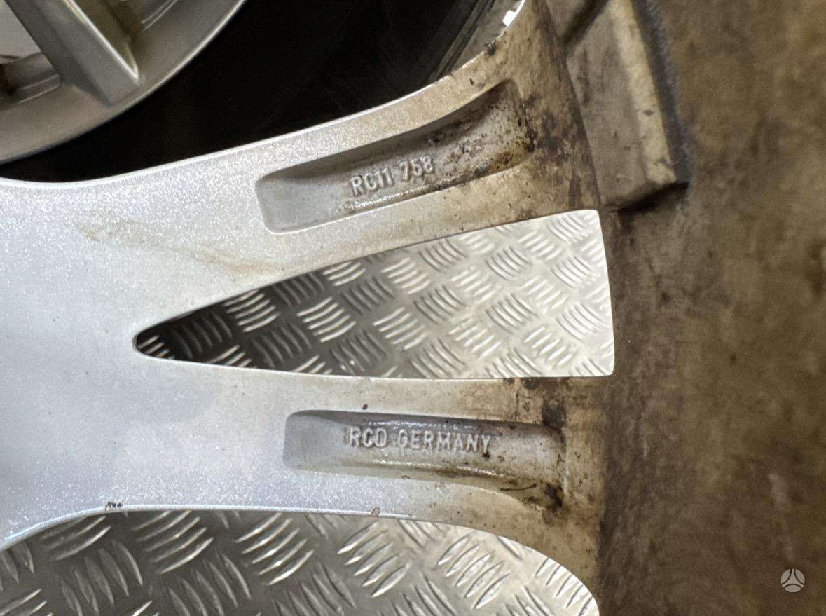 KIA Sorento, light alloy, R18