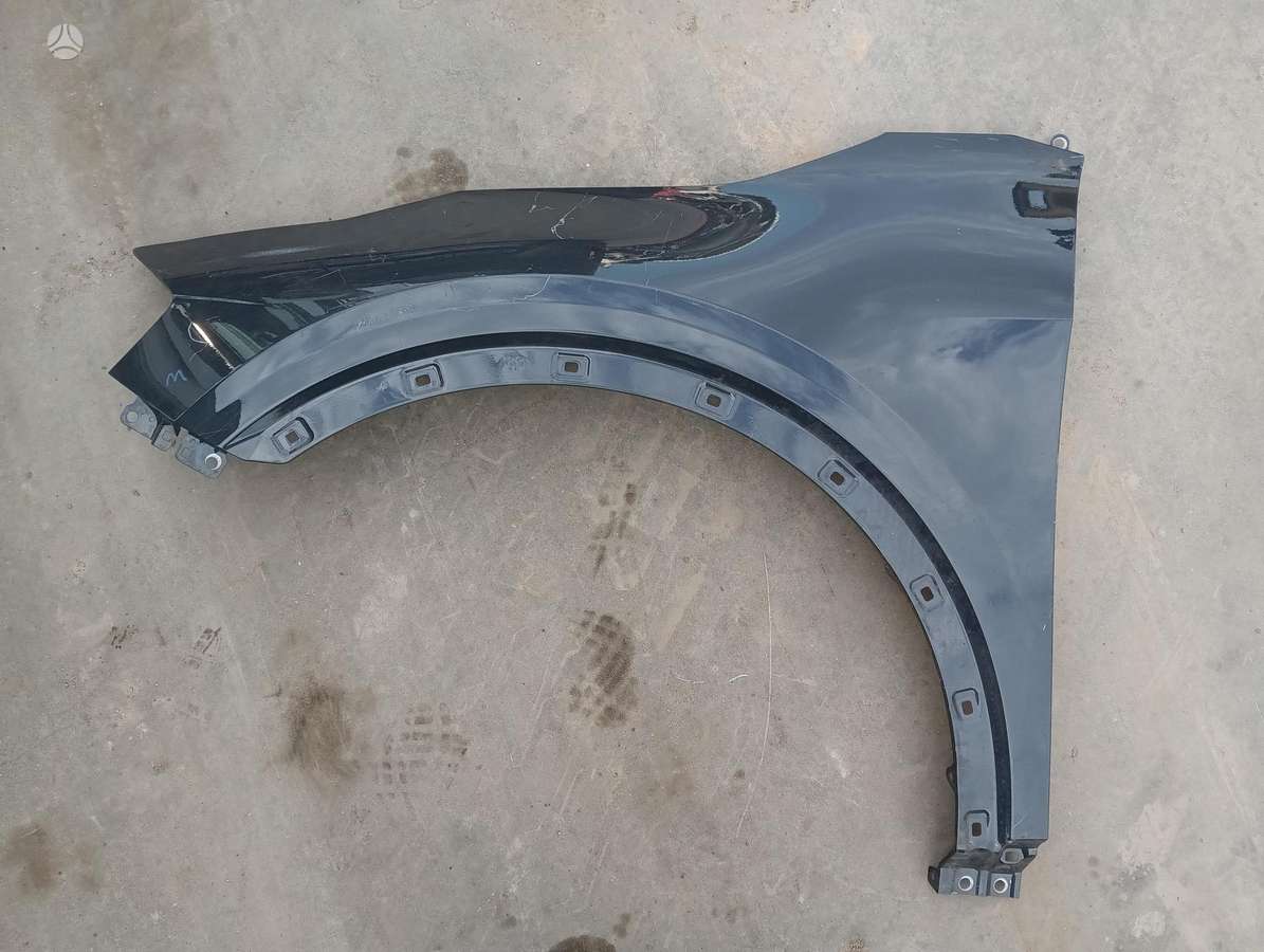 Kia Sportage front grill