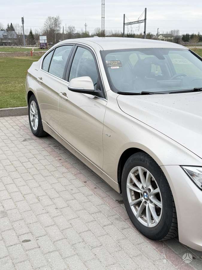 BMW 318, 2.0 l., Седан
