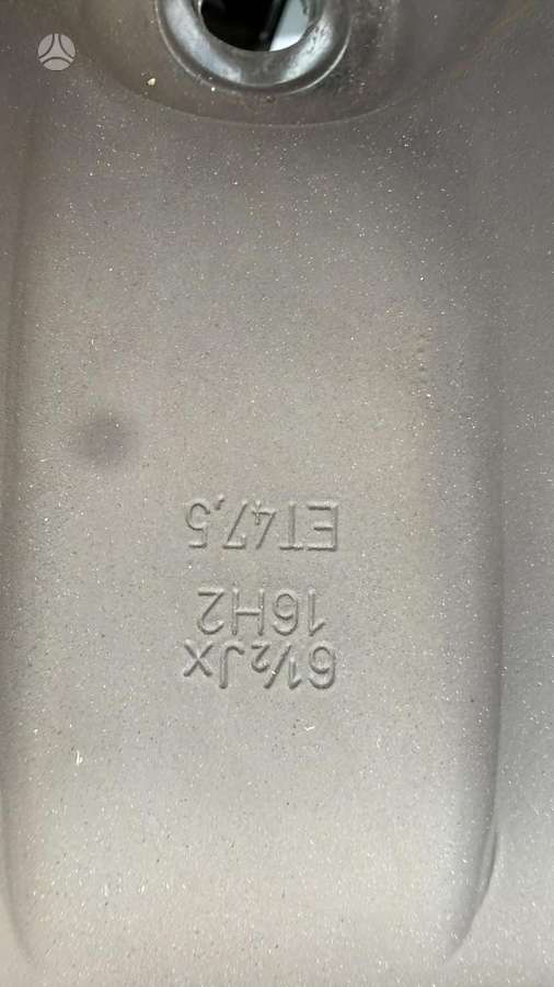 Ford, plieniniai štampuoti, R16