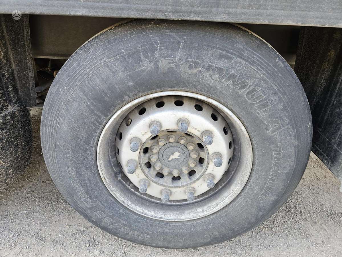 Schmitz SCB*S3T, бортовые с тентом