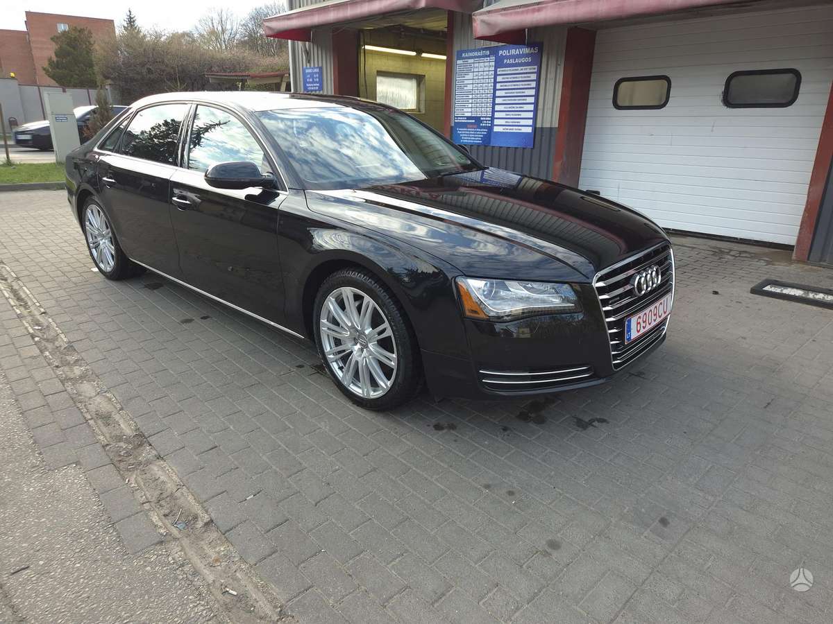 Audi A8 L, 3.0 l., Седан